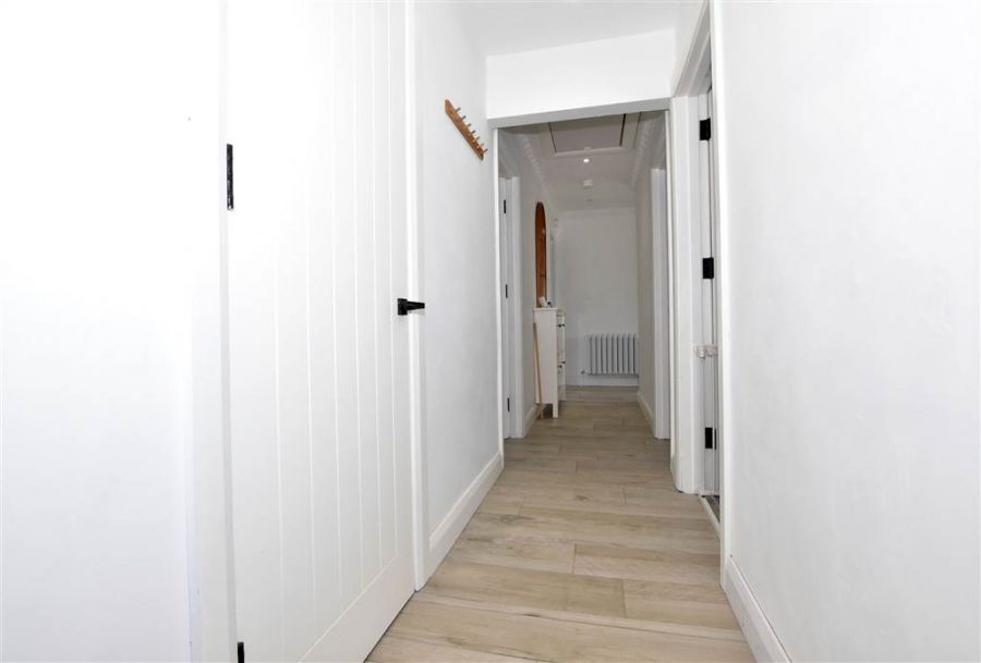 3 Regency Gardens