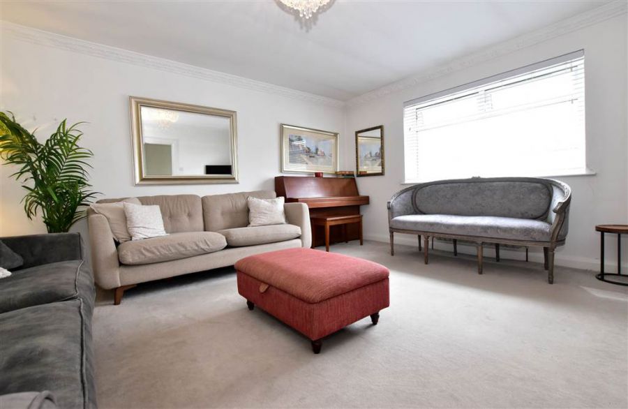 3 Regency Gardens
