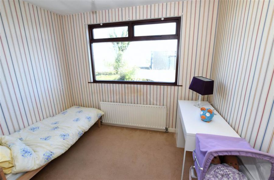 House & over 3 acres of land, 47 Tullygarvan Road