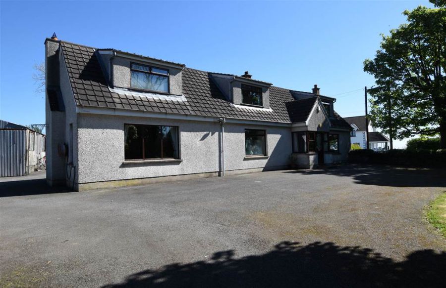 House & over 3 acres of land, 47 Tullygarvan Road