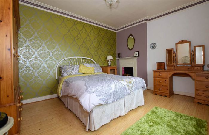 Fairmount, House, Outbuildings & c.7.5 acres, 14 Andersons Hill