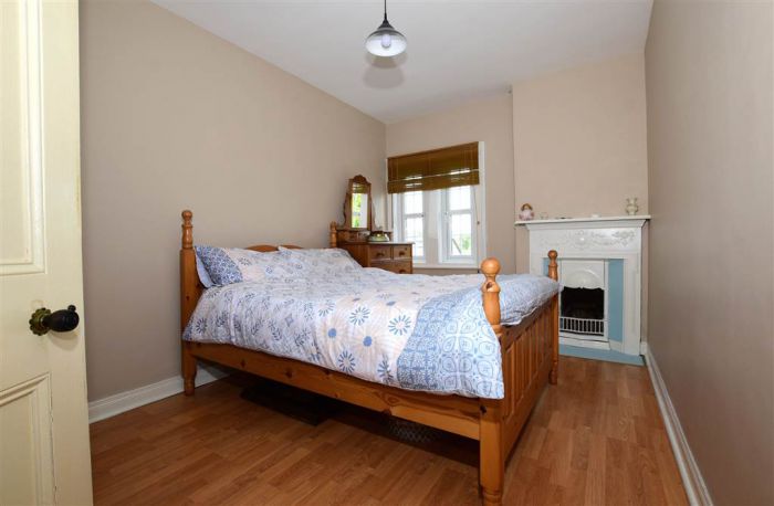Fairmount, House, Outbuildings & c.7.5 acres, 14 Andersons Hill