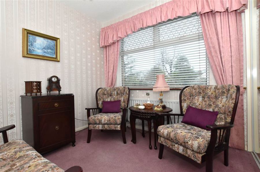 31 Tullynagardy Road