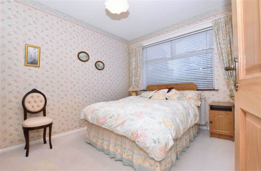 31 Tullynagardy Road