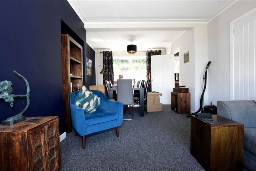 31 Strangford Heights