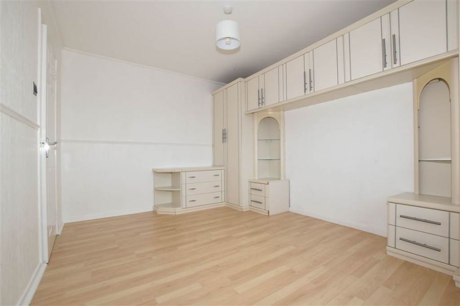 6 Penrhyn Park