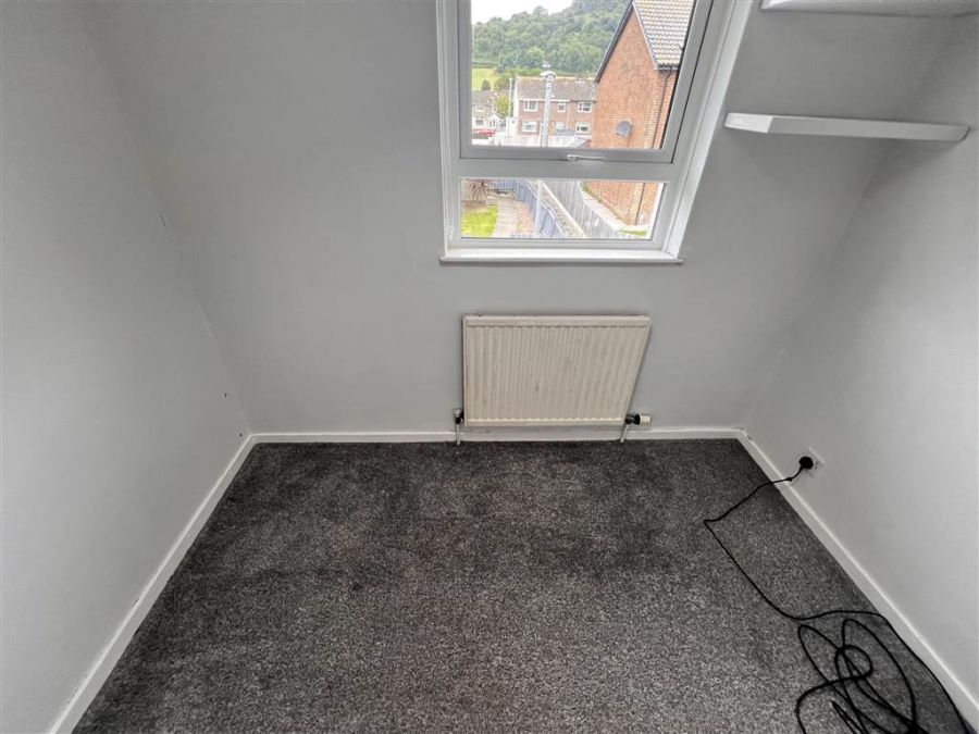 27 Shackleton Walk