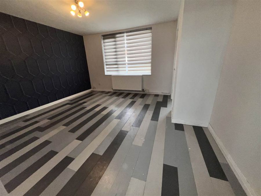 27 Shackleton Walk