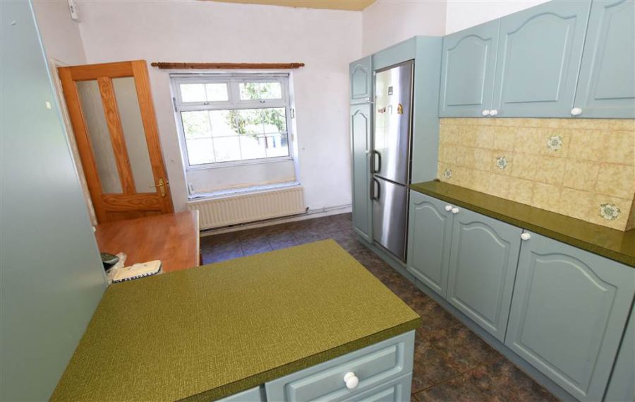House Outbuildings set on c.six acres, 10 Kilbright Road