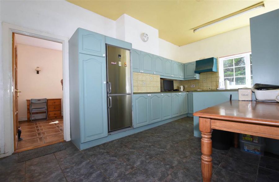 House Outbuildings set on c.six acres, 10 Kilbright Road