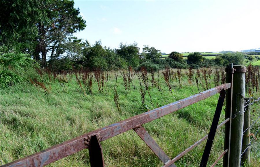 House Outbuildings set on c.six acres, 10 Kilbright Road