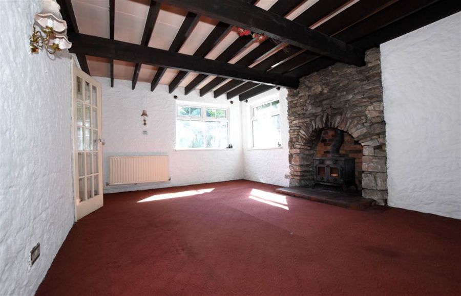 House Outbuildings set on c.six acres, 10 Kilbright Road