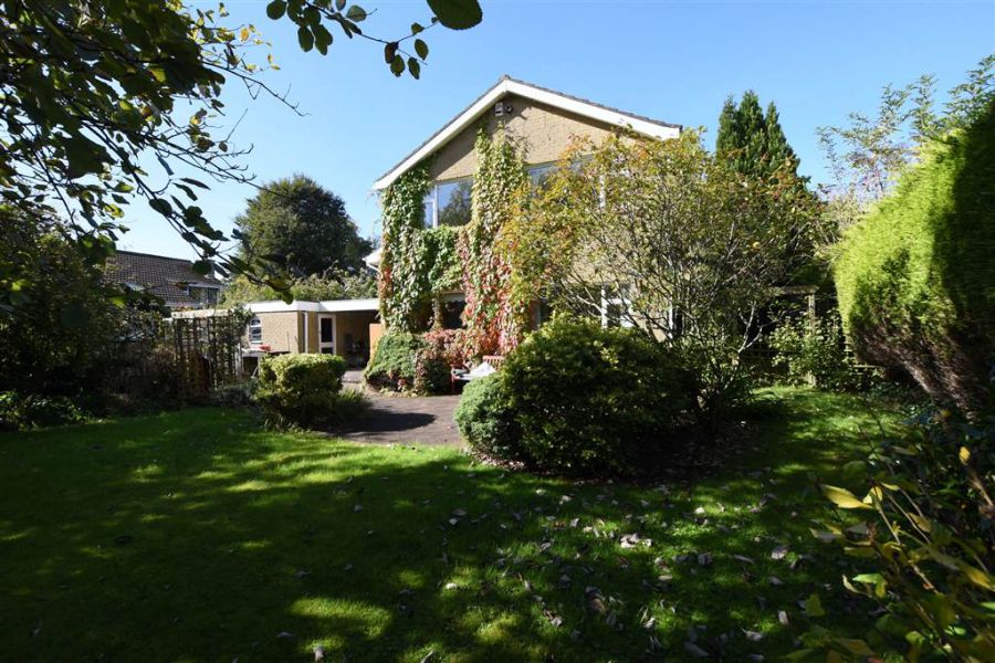 6 Brooklands Road