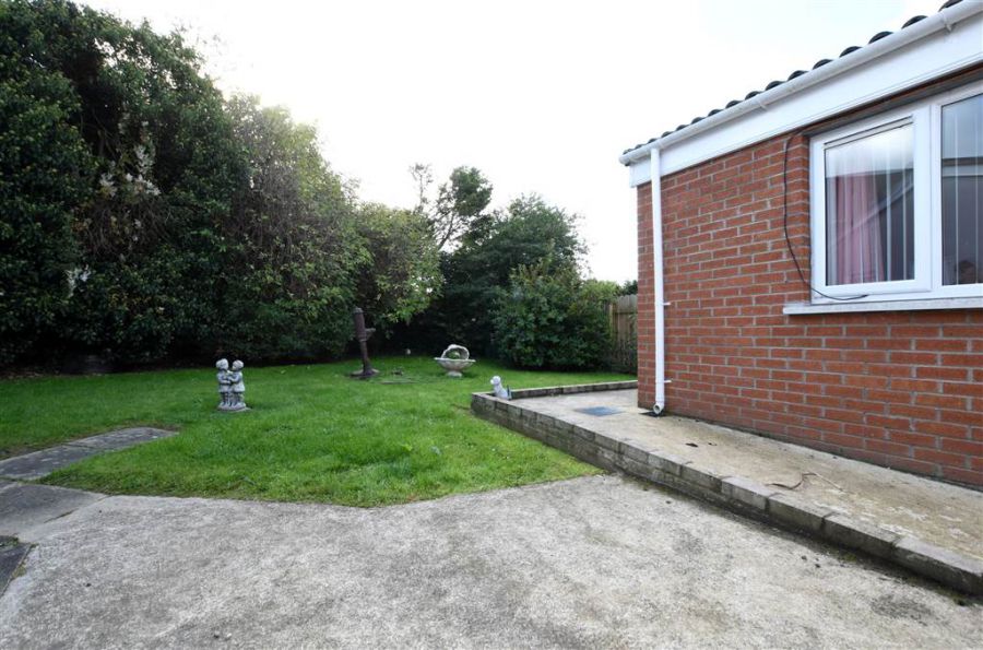 7 Thornleigh Drive