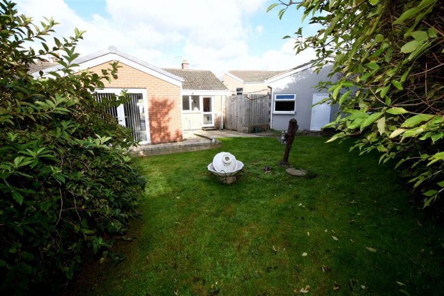 7 Thornleigh Drive