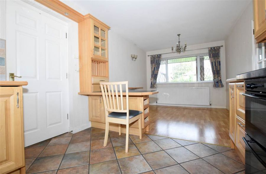 25 Beechfield Avenue