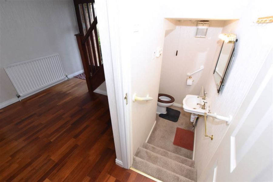 25 Beechfield Avenue
