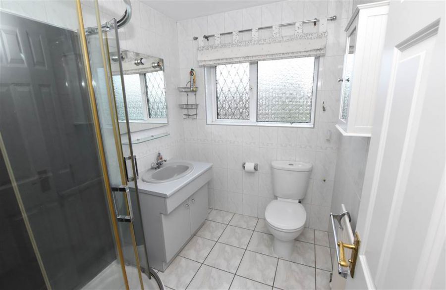 25 Beechfield Avenue 25 Beechfield Avenue