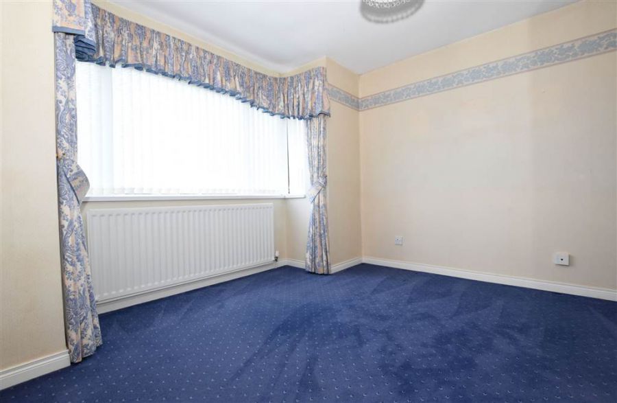 25 Beechfield Avenue