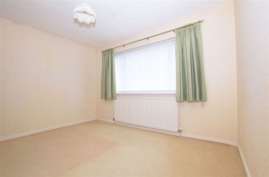25 Beechfield Avenue