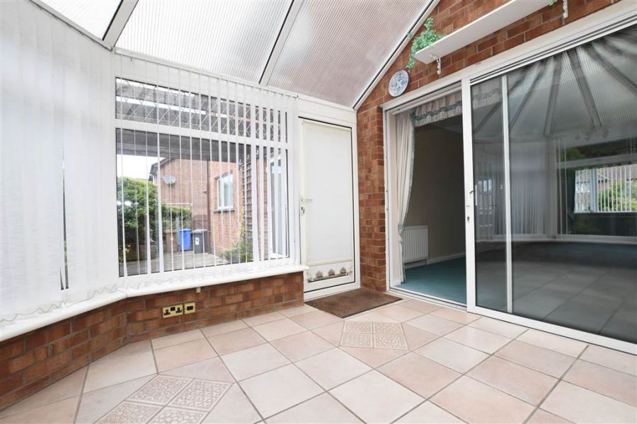 25 Beechfield Avenue