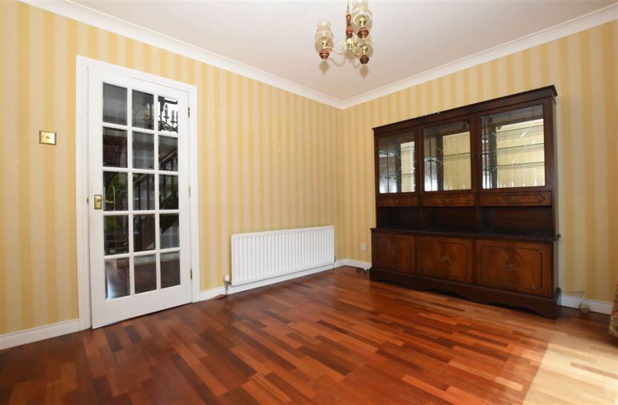 25 Beechfield Avenue
