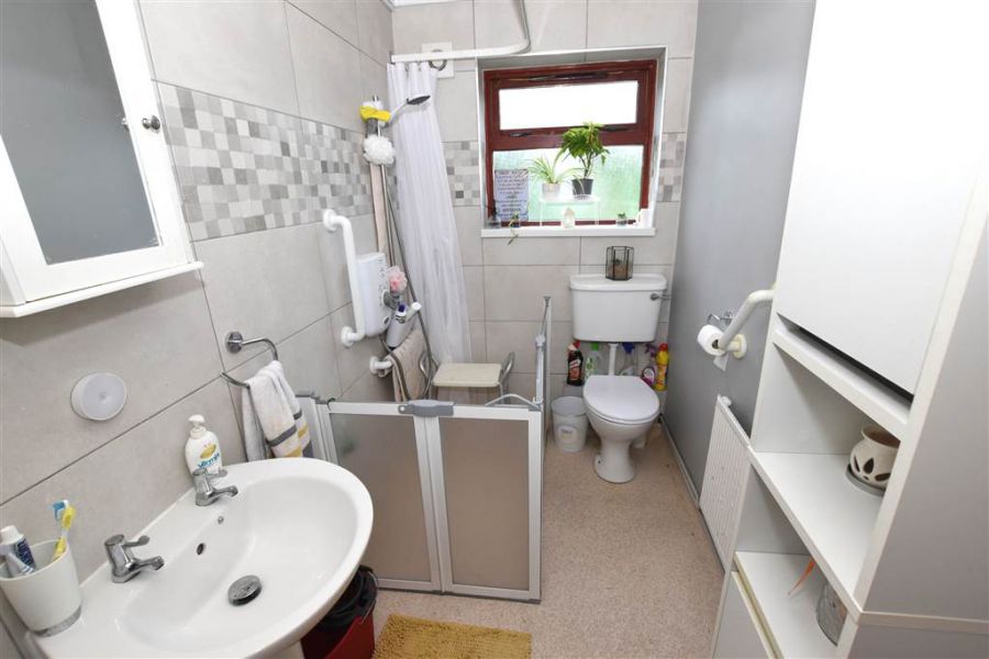 5 Shimna Close