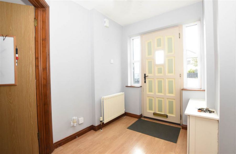 19 Cairndore Walk