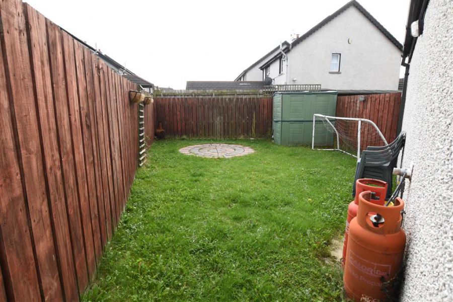 19 Cairndore Walk 19 Cairndore Walk