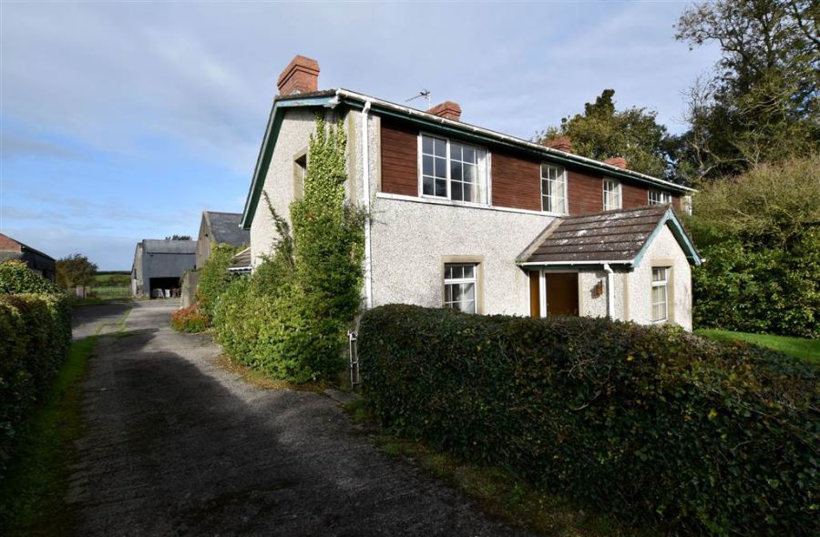 6 Dunover Road North