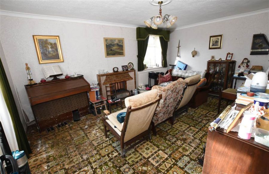 6 Dunover Road North