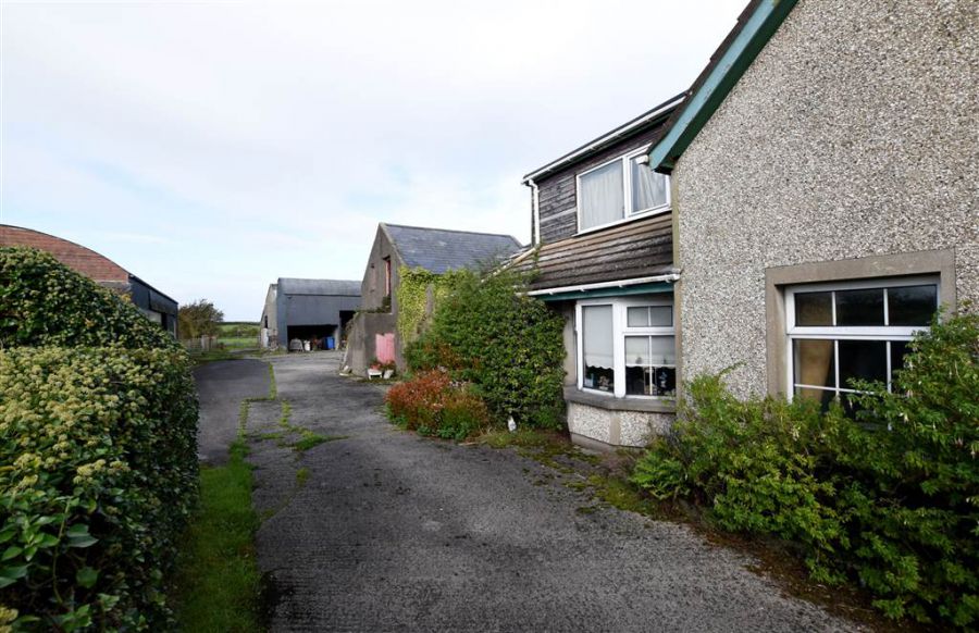 28 ACRE FARM WITH DWELLING AND OUTHOUSES, 6 Dunover Road North