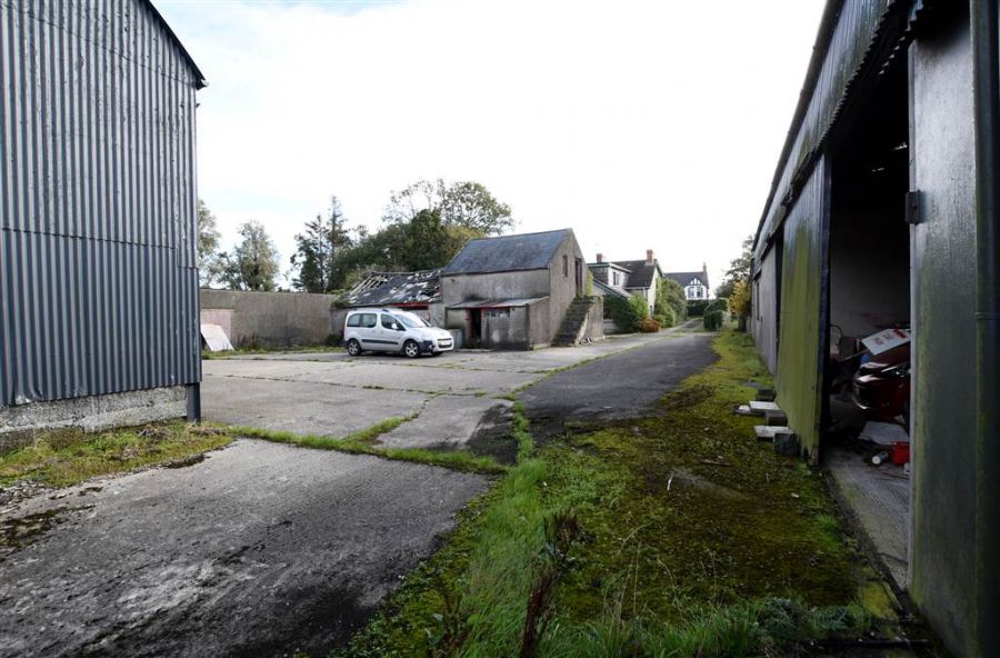 28 ACRE FARM WITH DWELLING AND OUTHOUSES, 6 Dunover Road North