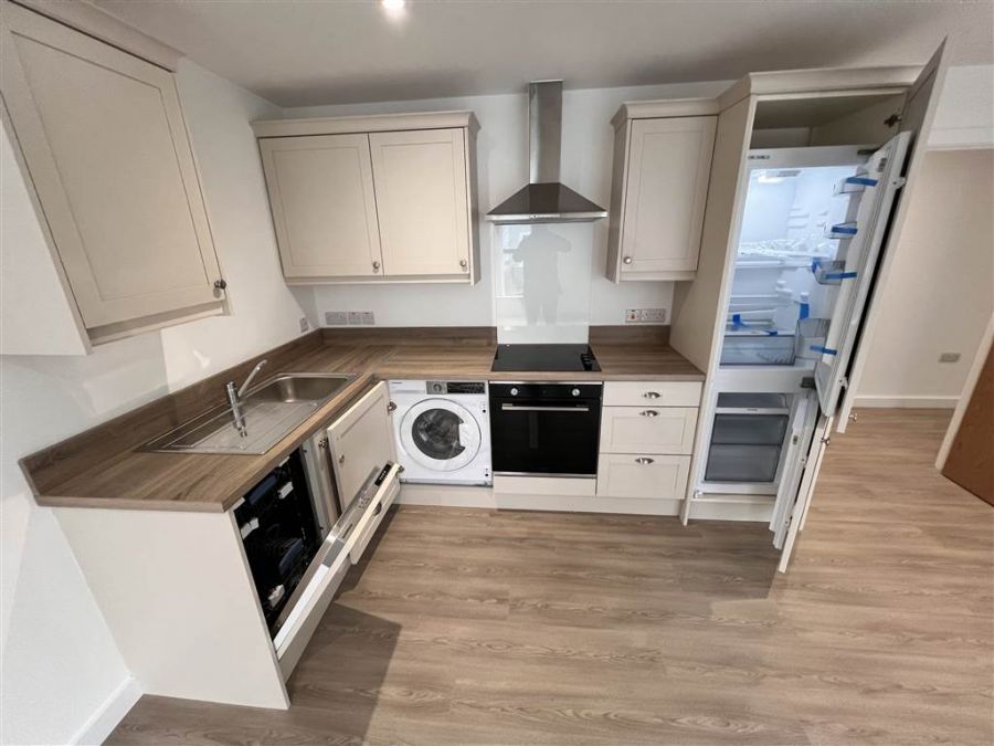 2D Meetinghouse Lane