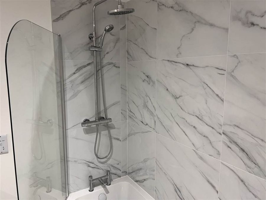 2E Meetinghouse Lane