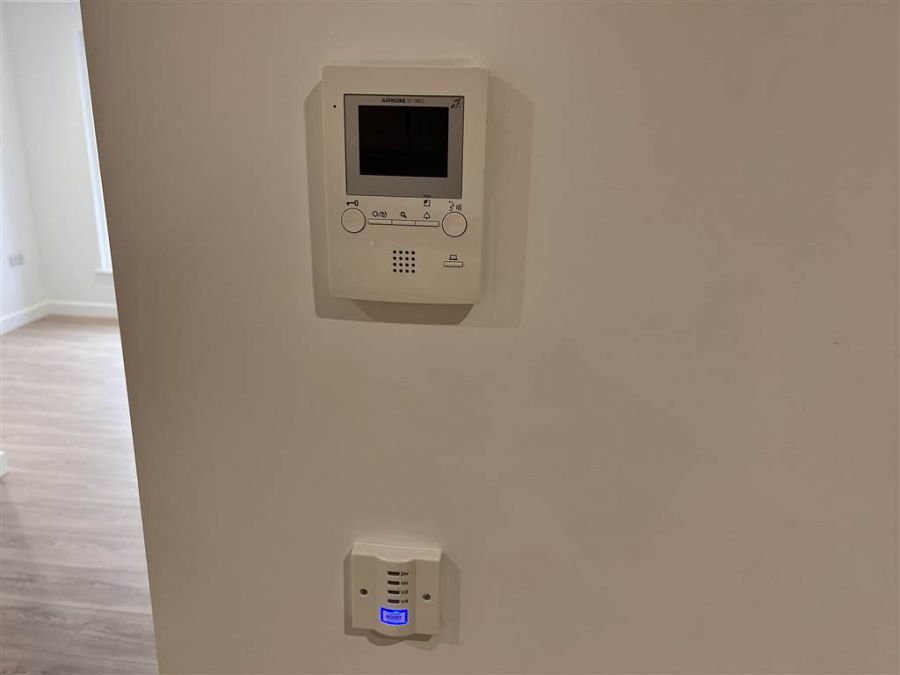 2F Meetinghouse Lane