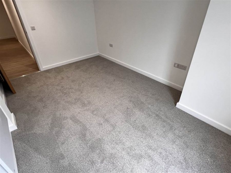 2F Meetinghouse Lane