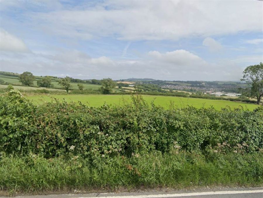 13.64 acres agric land adj to, 21 Dunlady Road