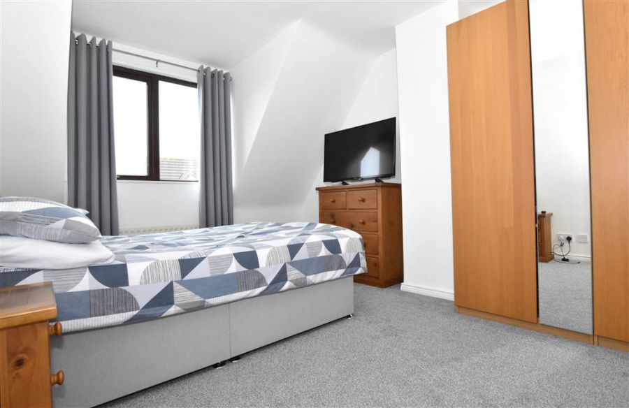 19 Cambourne Crescent