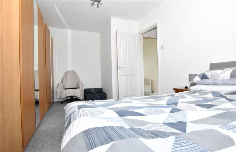 19 Cambourne Crescent