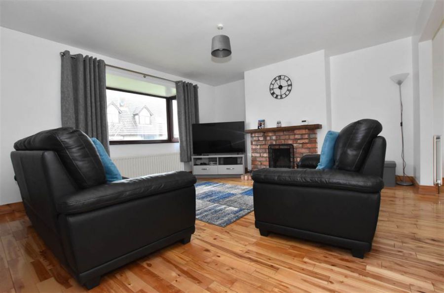 19 Cambourne Crescent