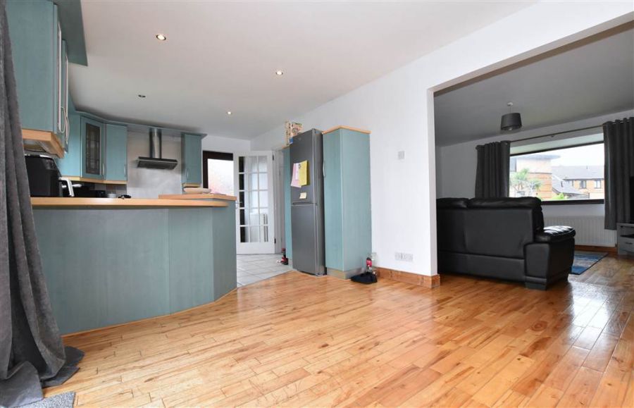 19 Cambourne Crescent