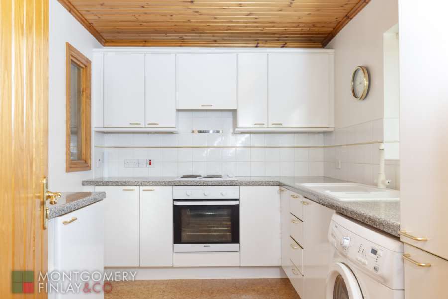 1A Chanterhill Lodge