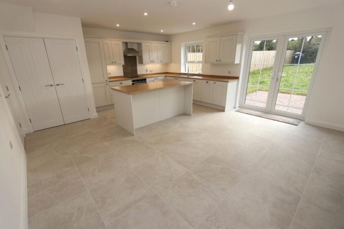 Four Bed Semi-Detached, 134 A Derryree Wood