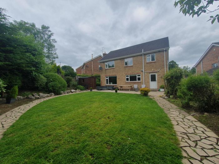 9 Killyhevlin Park