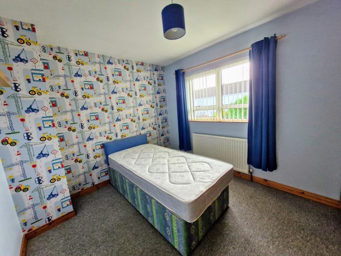 38 Rathview Park