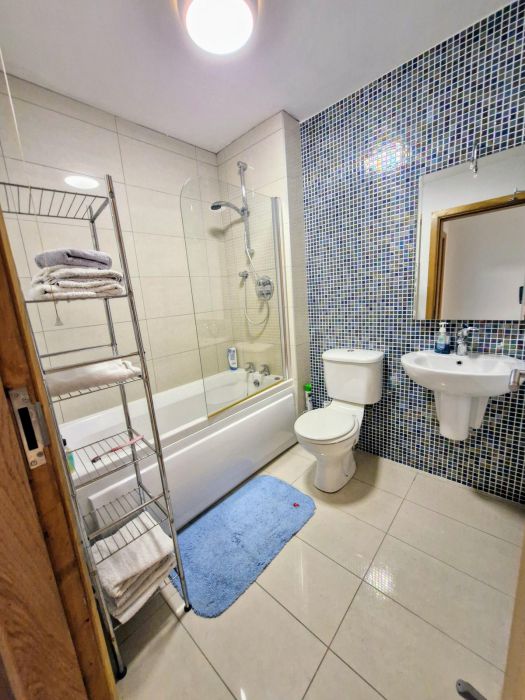 9  Erne Marine Apartments