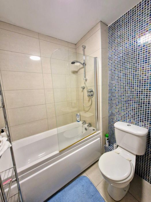 9  Erne Marine Apartments