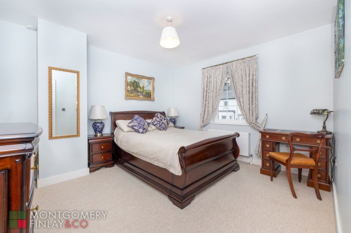 69 Devenish Manor