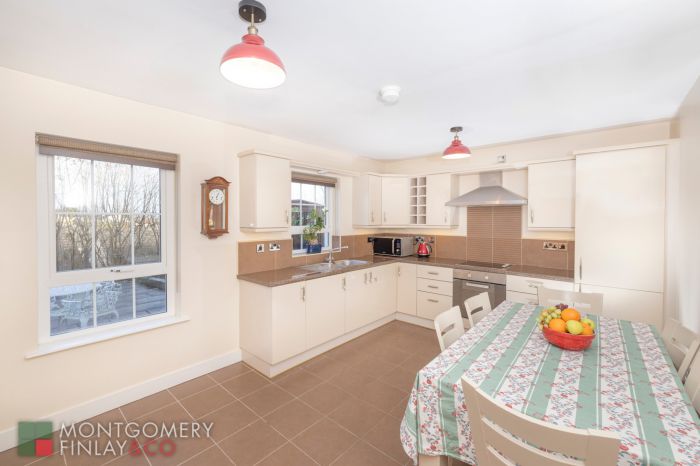 69 Devenish Manor